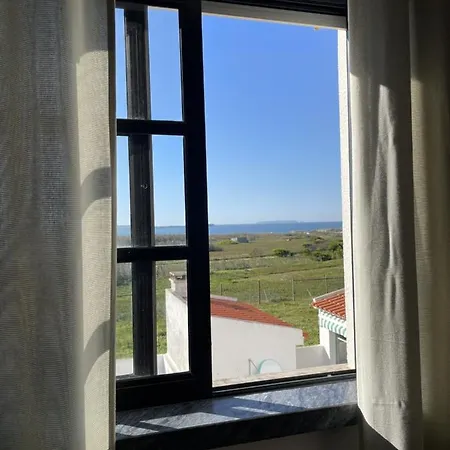 Moonlight House Vakantiehuis Ferrel (Leiria)
